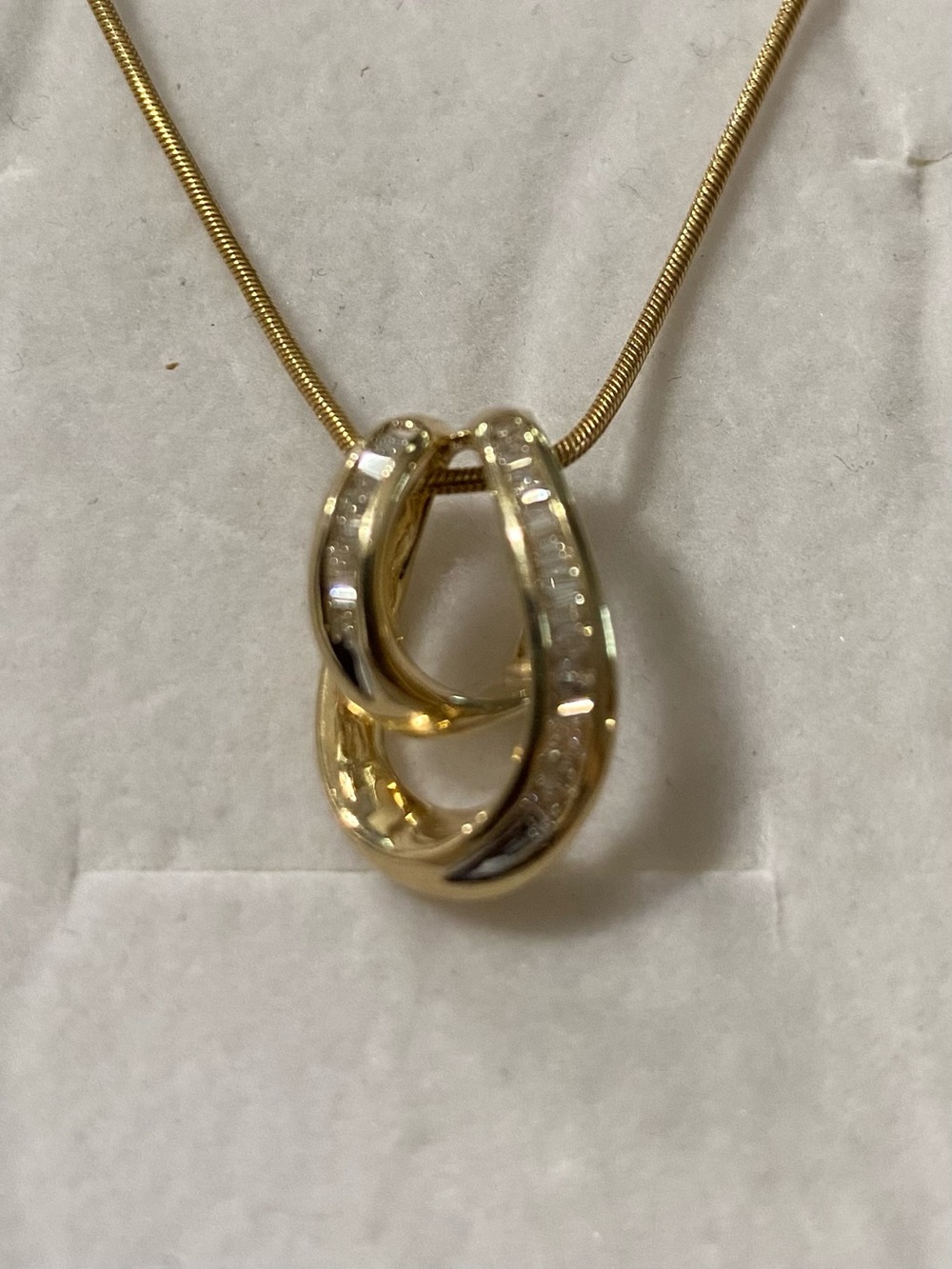 Elegant 14k Gold Pendant Necklace w/ Diamonds and 14k gold chain both stamped